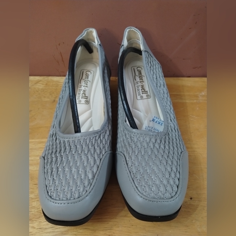 New comfort well by beacon women's gray size 5m stretched pumps - Picture 2 of 8